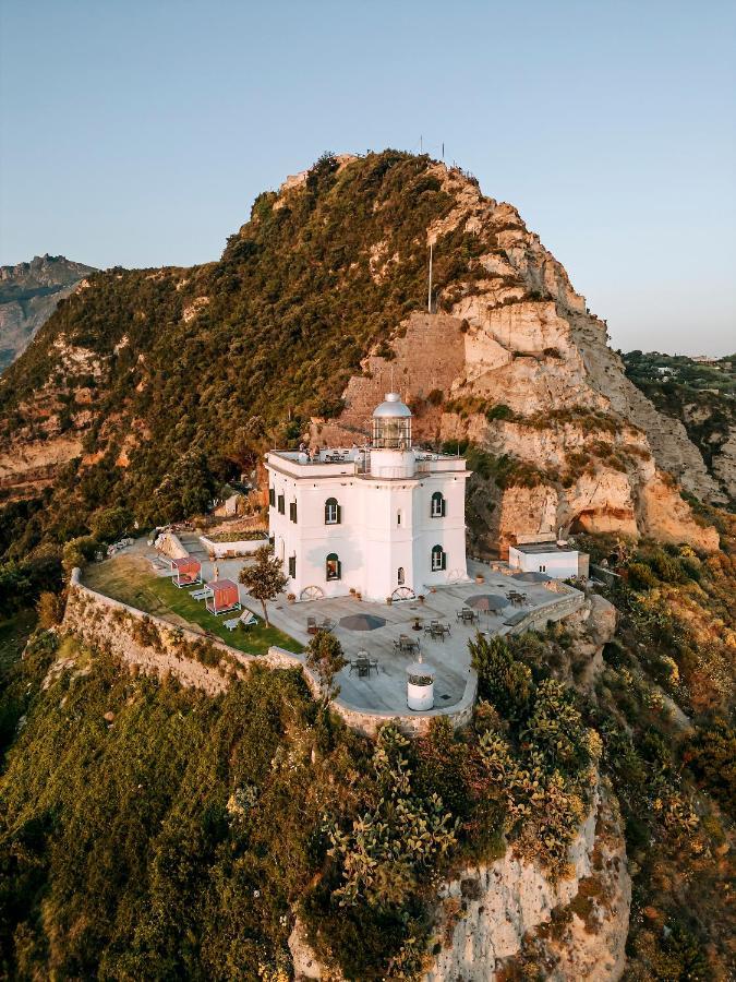 Faro Punta Imperatore Forio  Bagian luar foto